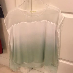 M Gianni Bini short sleeve blouse